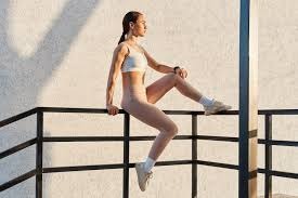 德州扑克不是拼爆发（德州扑克不靠一时的爆发）